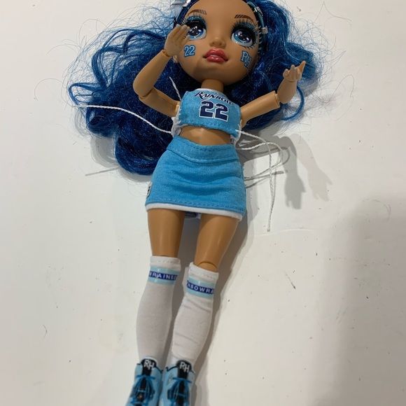 Rainbow High doll cheer squad . 10”, Skyler Bradshaw - Picture 4 of 10